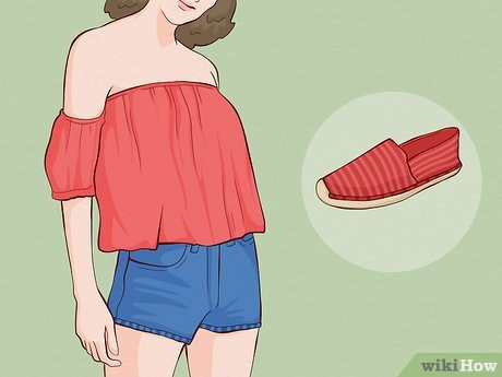 Set a romantic mood and show off your neckline with this look.